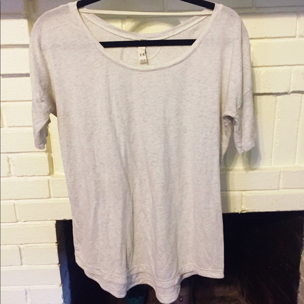 UA All Season Gear Short Sleeve Top